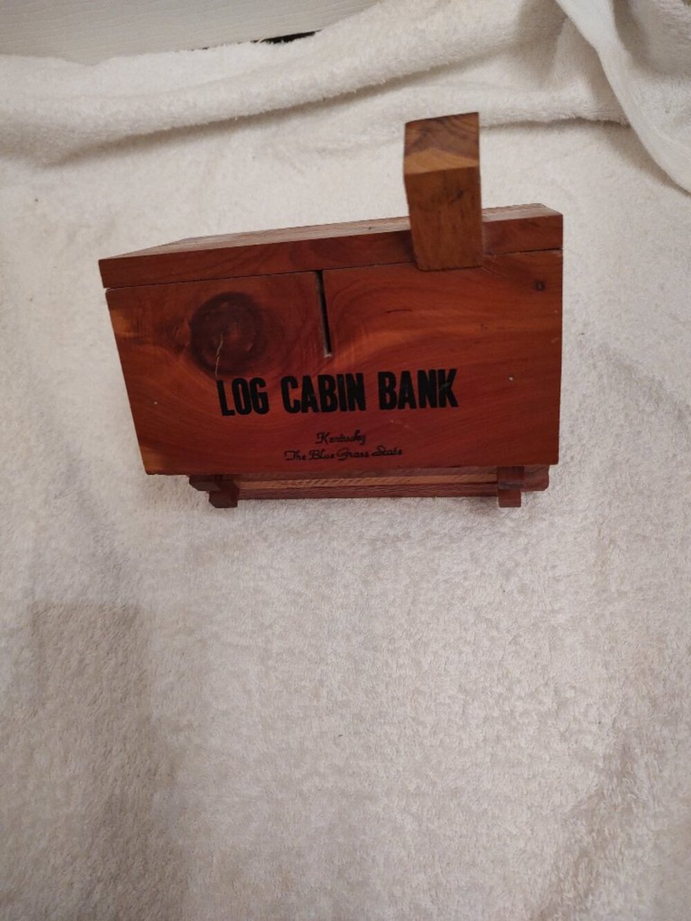 LOG CABIN CEDAR BANK KENTUCKY